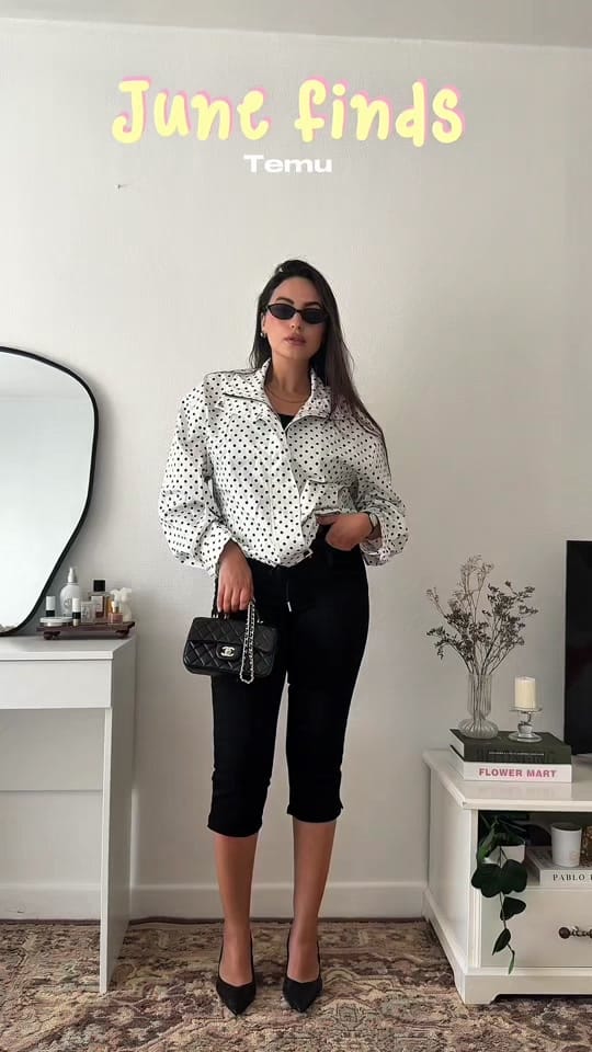 Post 1 by Hajar on TikTok (video)