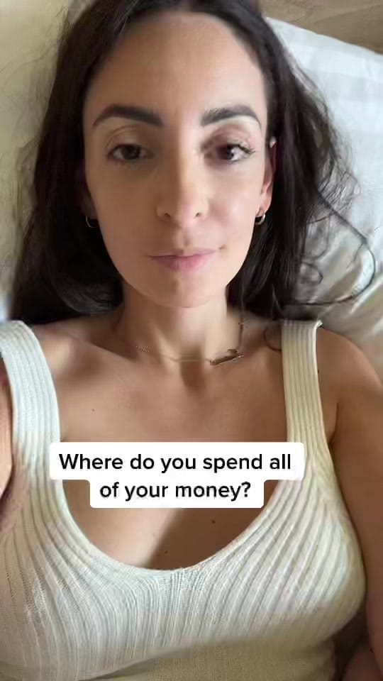 Post 7 by ioanna_neo on TikTok (video)