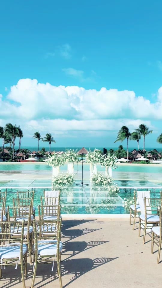 Post 2 by Cancun Wedding Planner on TikTok (video)