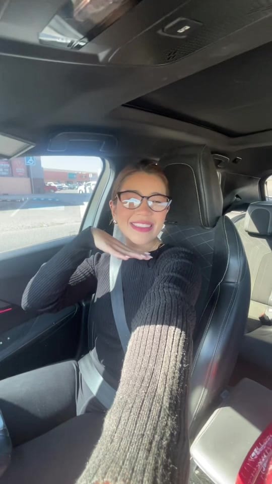 Post 5 by Mara Luna Gil on TikTok (video)