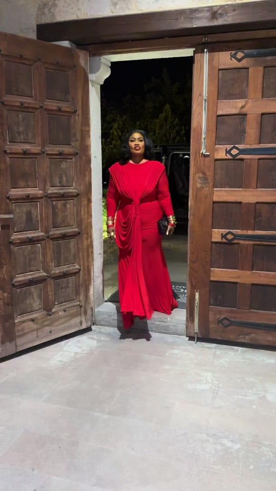 Post 6 by Hawanatu Konneh D Influencer on TikTok (video)