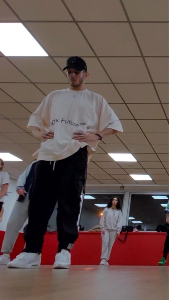Post 1 by Steven Deba on TikTok (video)