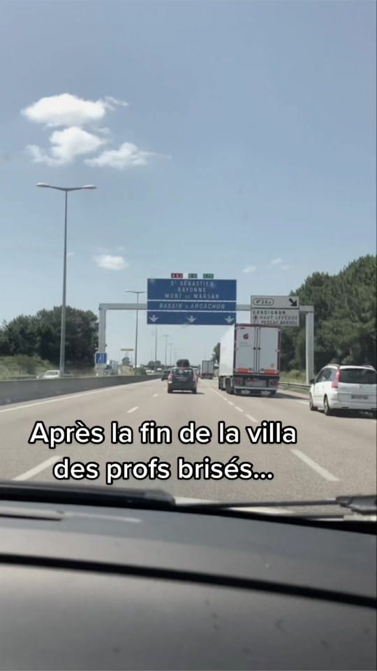 Post 8 by Carnetduneprof on TikTok (video)