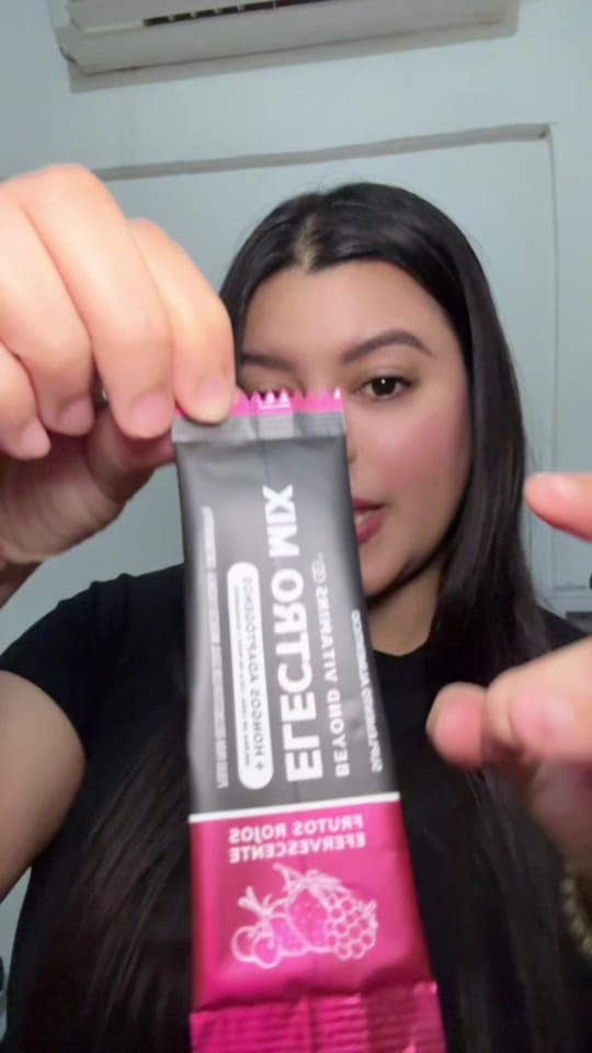 Post 2 by Aleessiittaa💋 on TikTok (video)