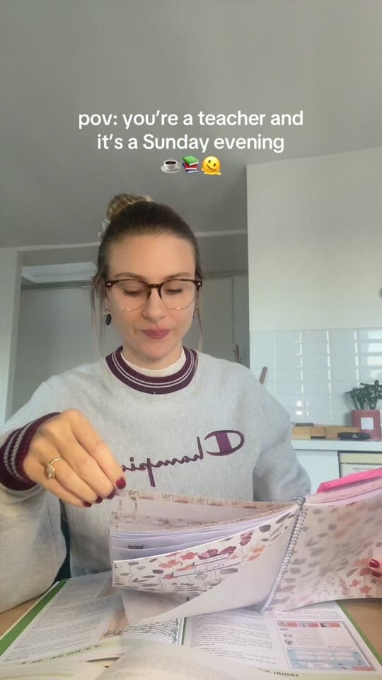 Post 1 by maitressejenna on TikTok (video)