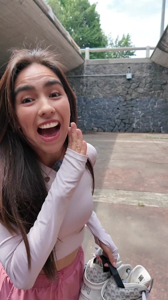 Post 7 by Carolin Vi on TikTok (video)