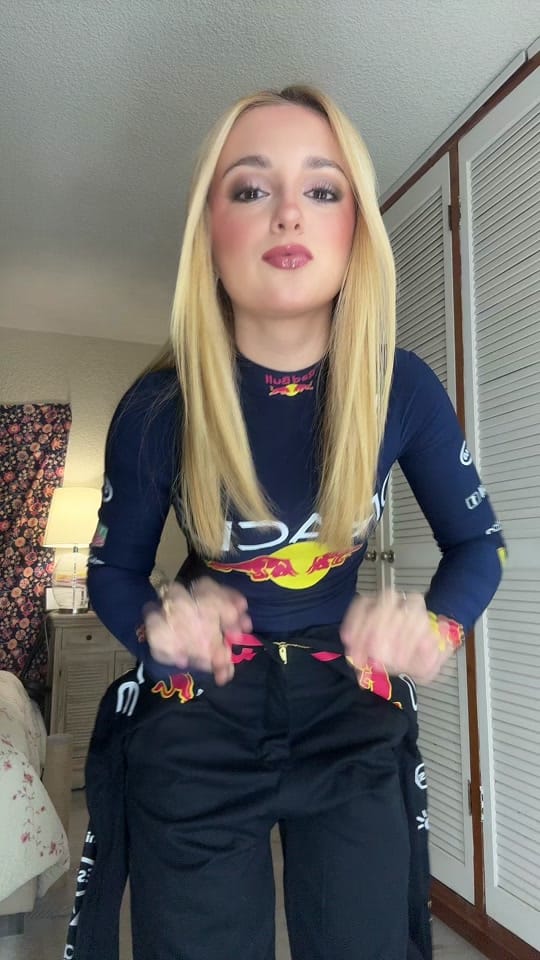 Post 9 by val on TikTok (video)