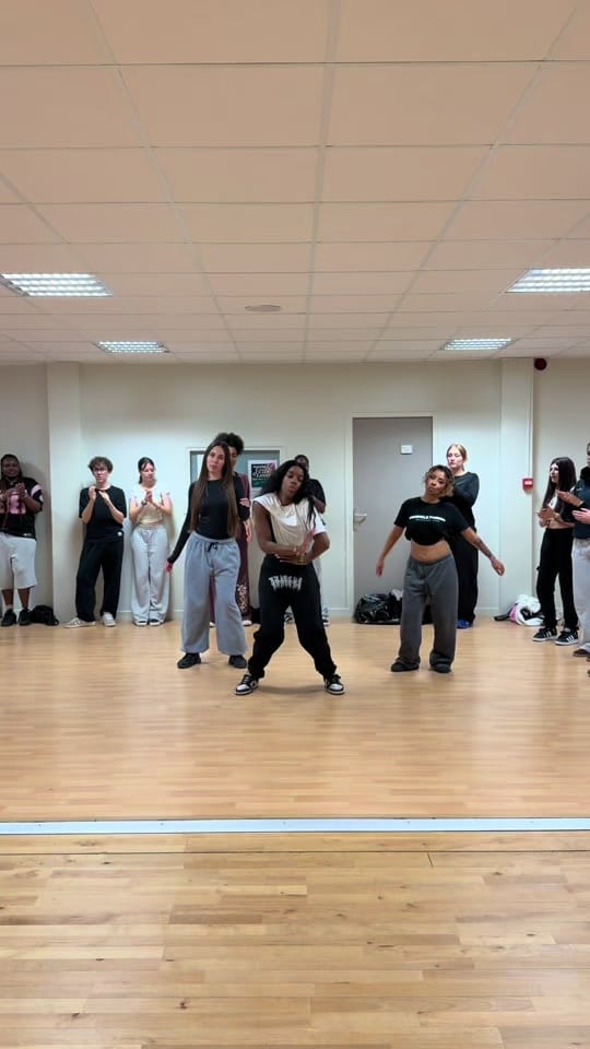 Post 7 by Sidney on TikTok (video)