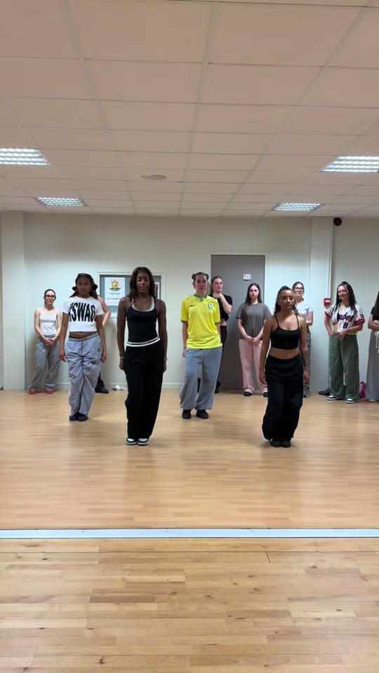 Post 2 by Sidney on TikTok (video)