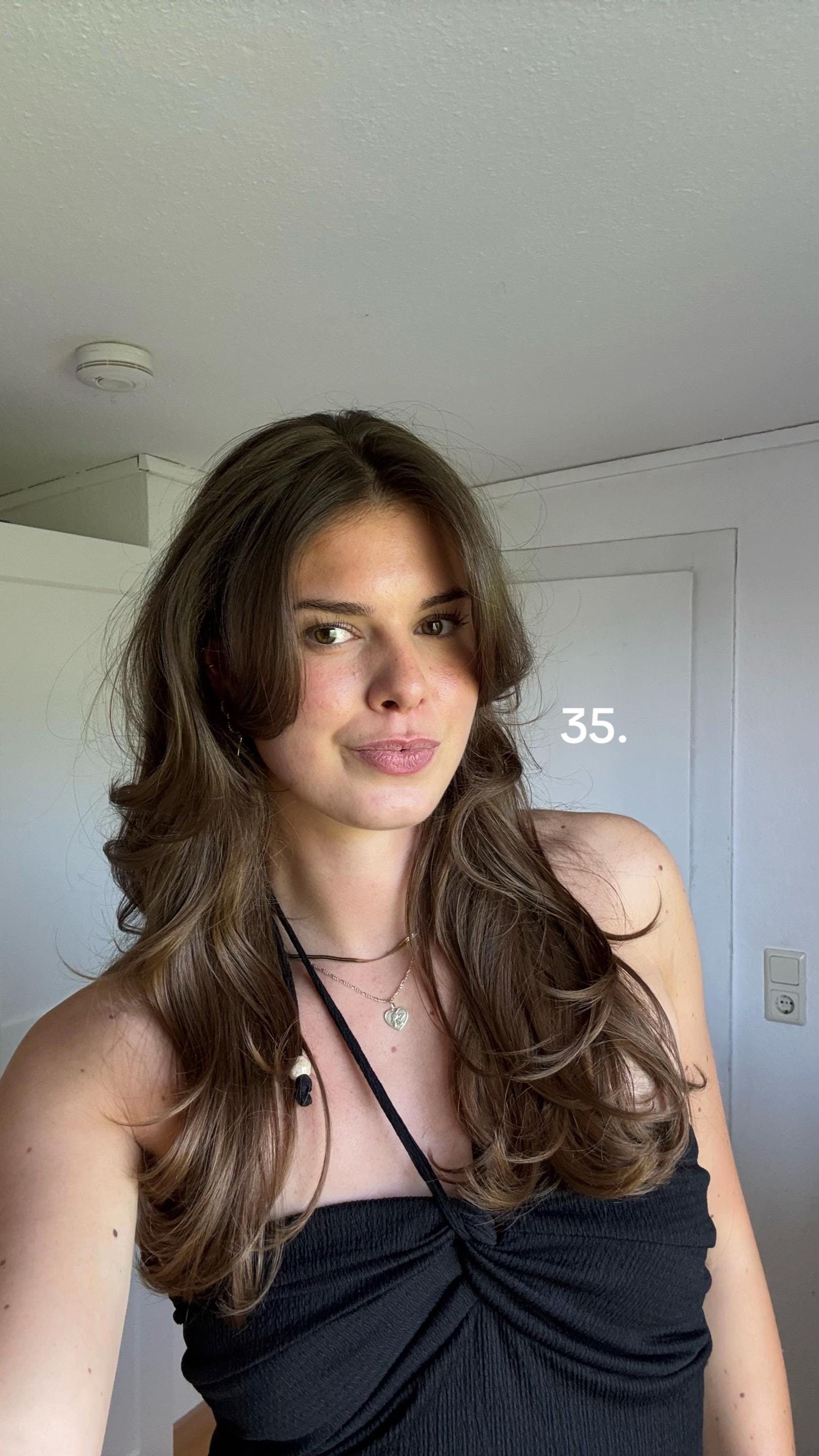 Post 5 by Leona on TikTok (video)