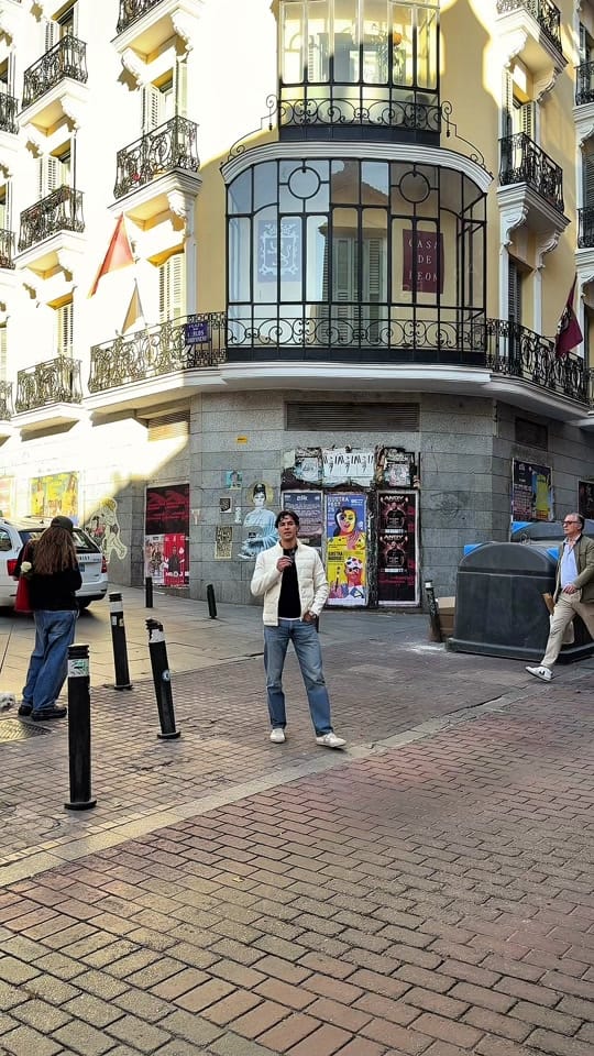 Post 3 by ana y alvaro on TikTok (video)