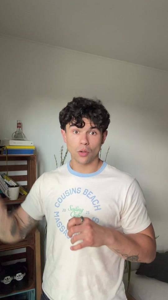 Post 4 by soysodre on TikTok (video)