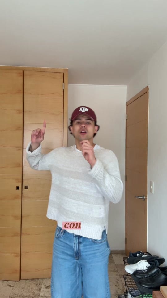 Post 2 by soysodre on TikTok (video)