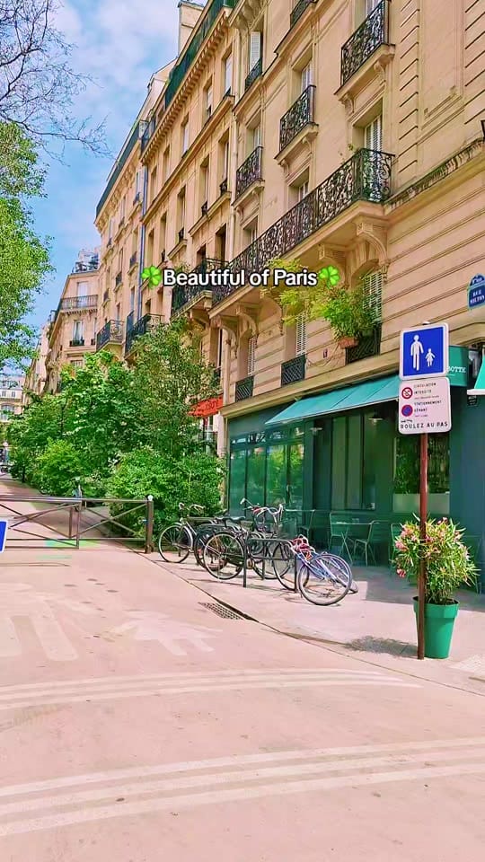 Post 2 by Beauties of Paris on TikTok (video)