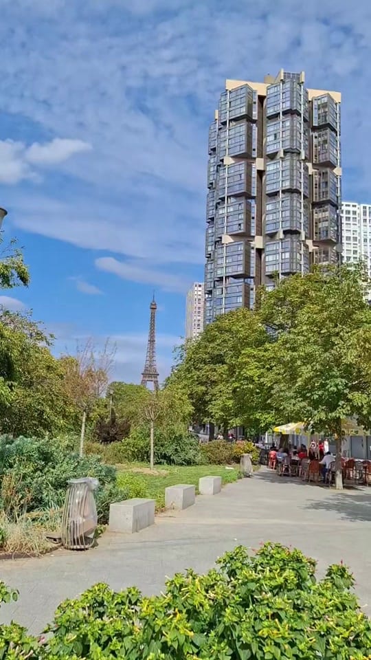 Post 1 by Beauties of Paris on TikTok (video)