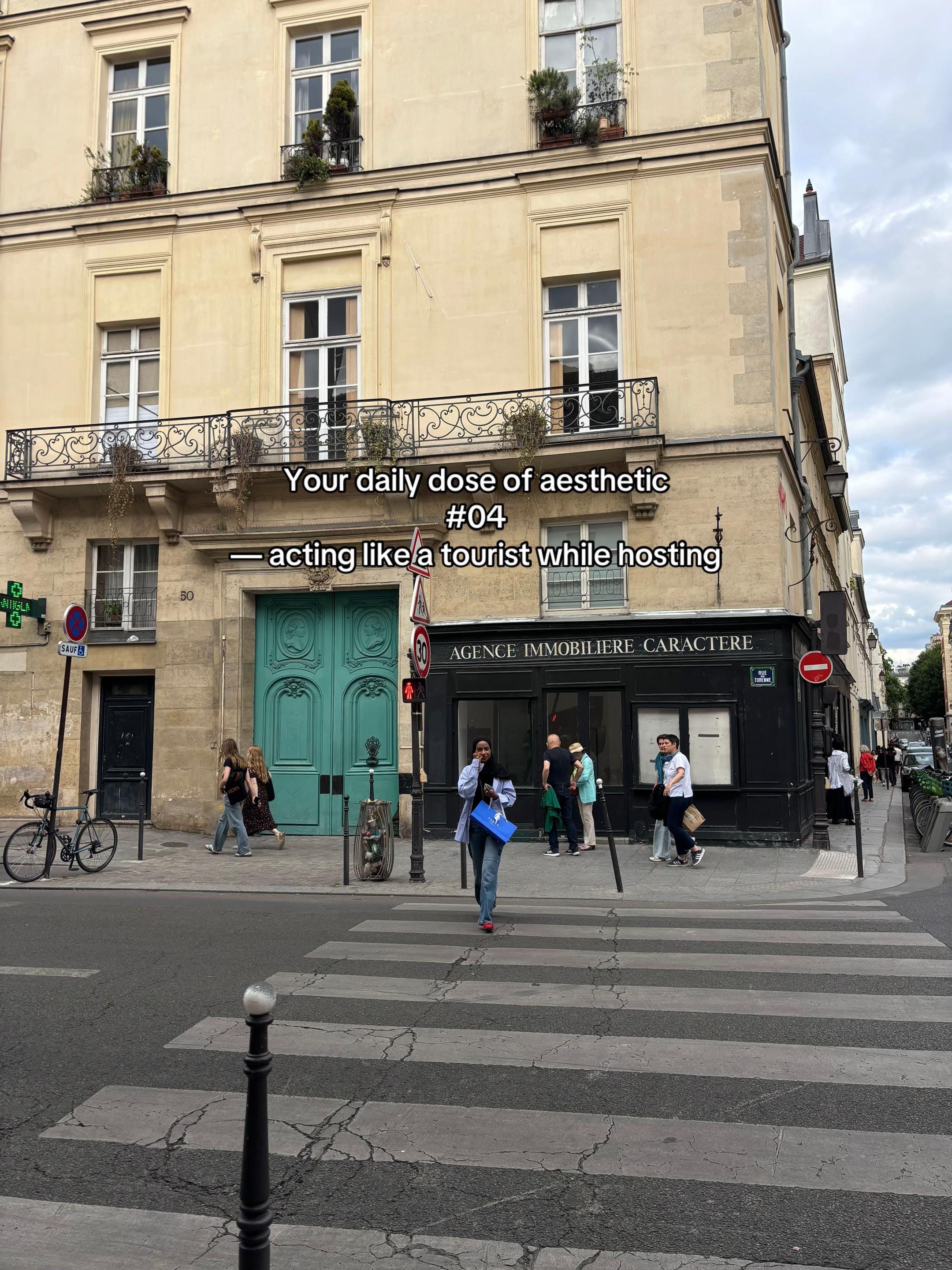 Post 9 by Aïssatou🪑 on TikTok (video)