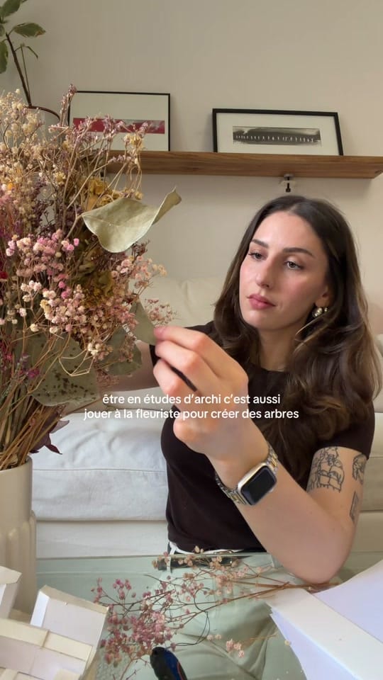 Post 6 by Sarah on TikTok (video)