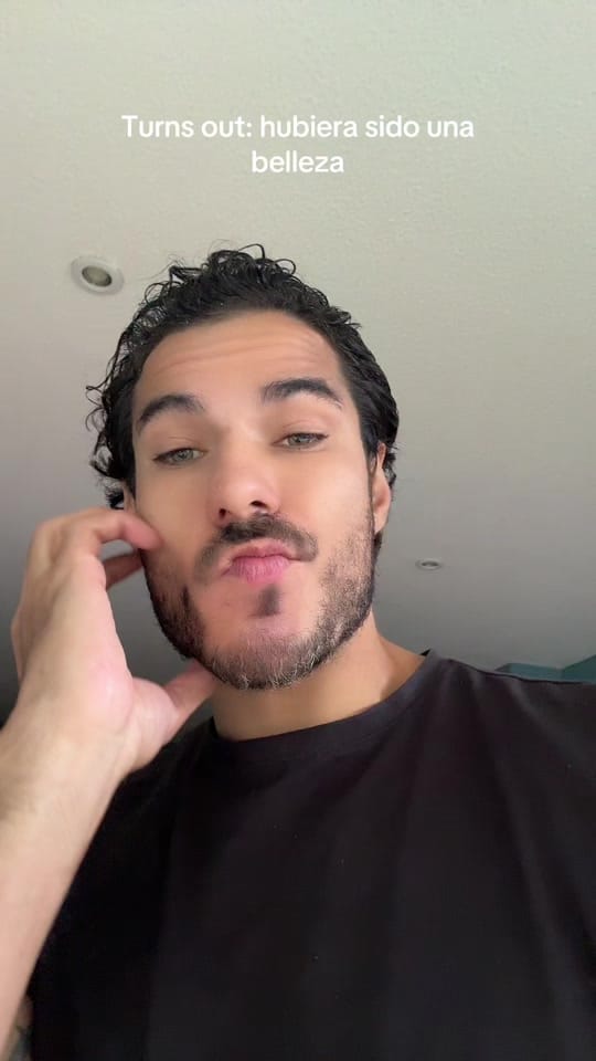 Post 1 by Edu Esquivel on TikTok (video)