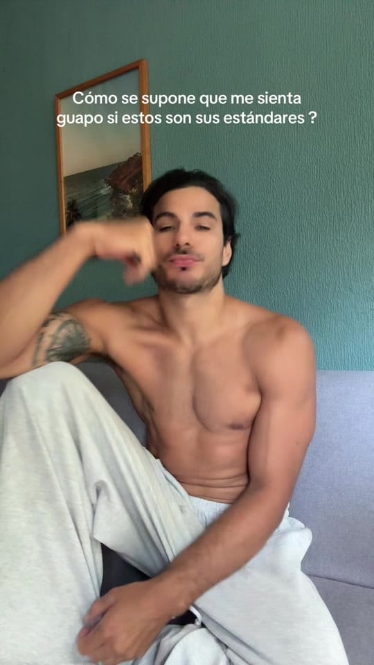 Post 2 by Edu Esquivel on TikTok (video)