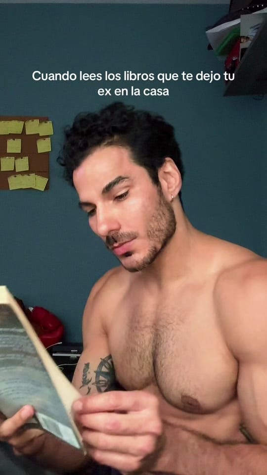 Post 8 by Edu Esquivel on TikTok (video)