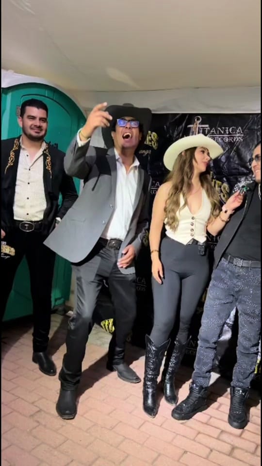 Post 6 by loretorres234 on TikTok (video)