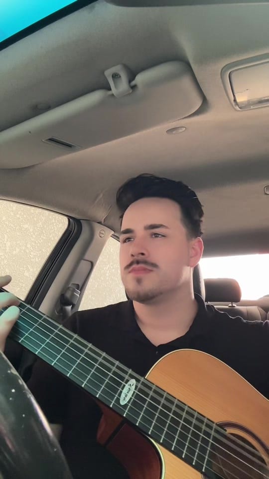 Post 8 by Galli on TikTok (video)