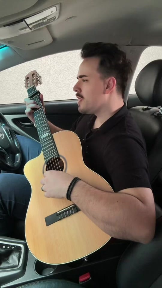 Post 9 by Galli on TikTok (video)