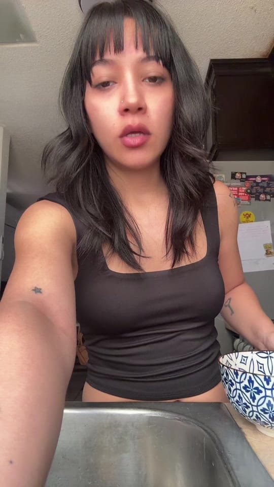 Post 7 by 4sstrid on TikTok (video)