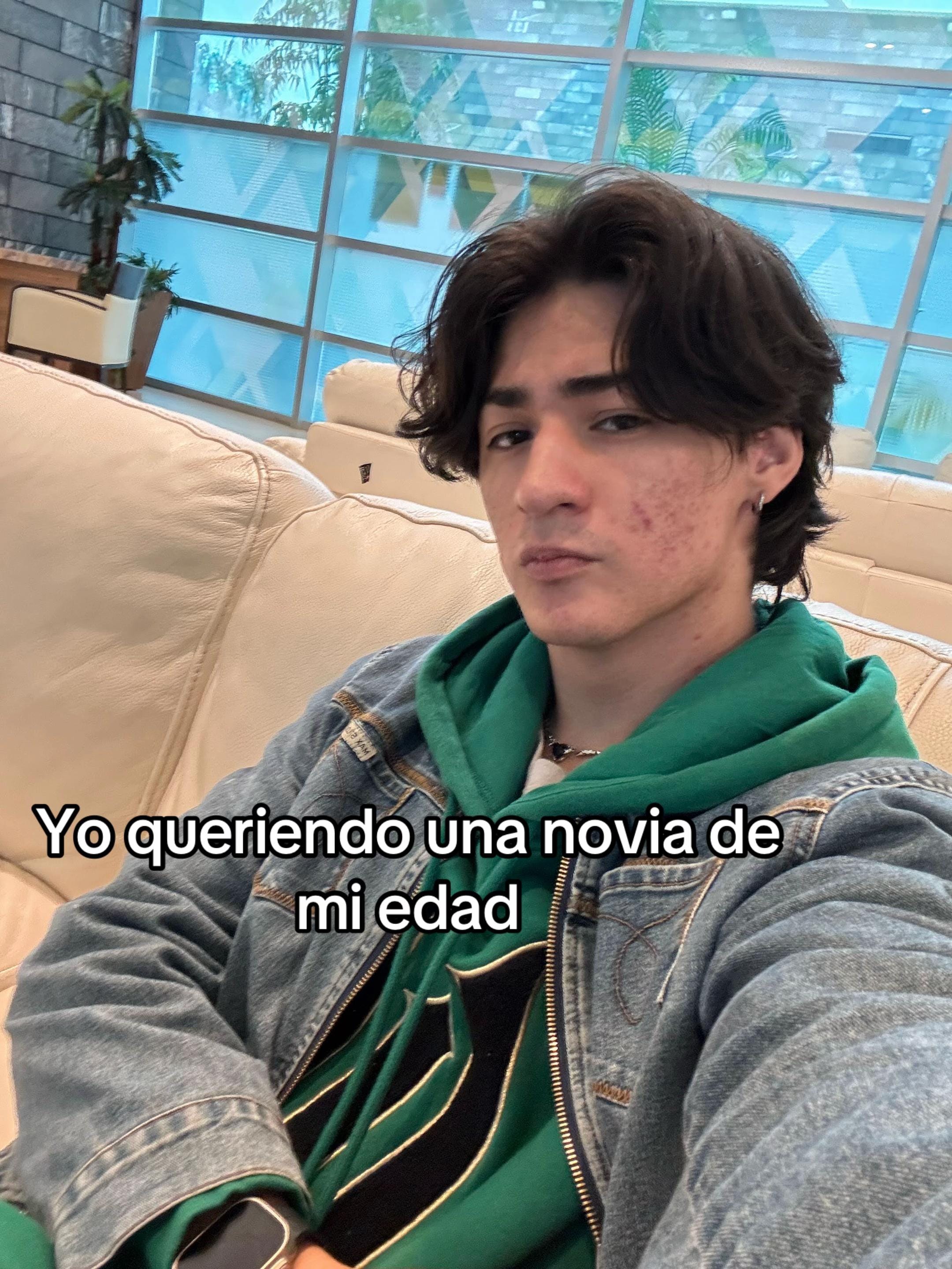 Post 2 by Kevinrdzefren on TikTok (video)