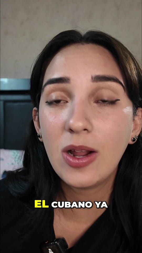 Post 4 by kary y jony on TikTok (video)