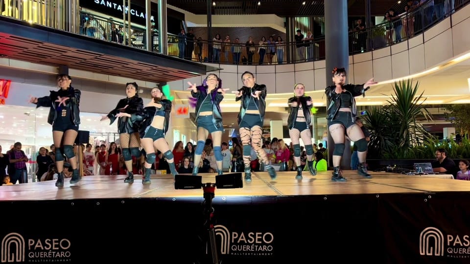 Post 10 by OFF TOPIC Dance Studio on TikTok (video)