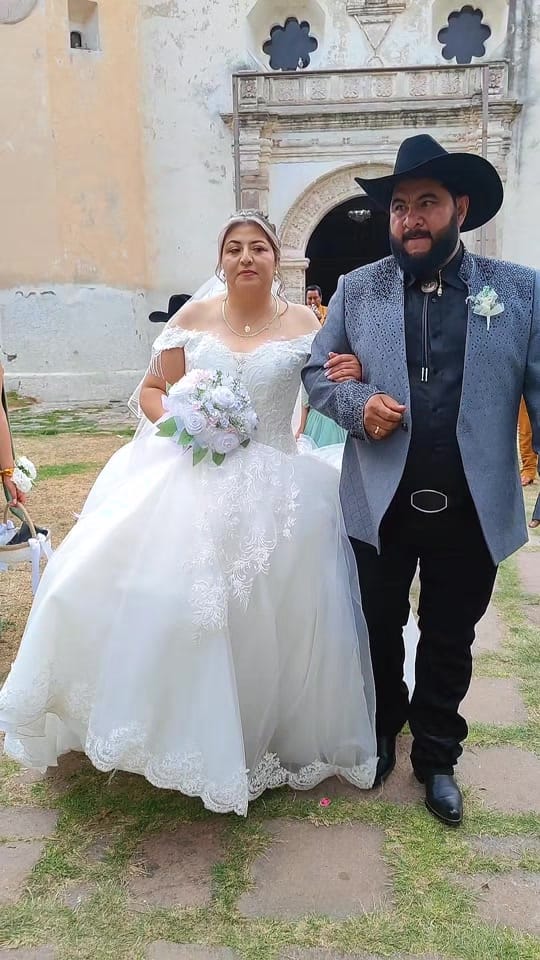 Post 9 by Gofilm Manu Manu on TikTok (video)