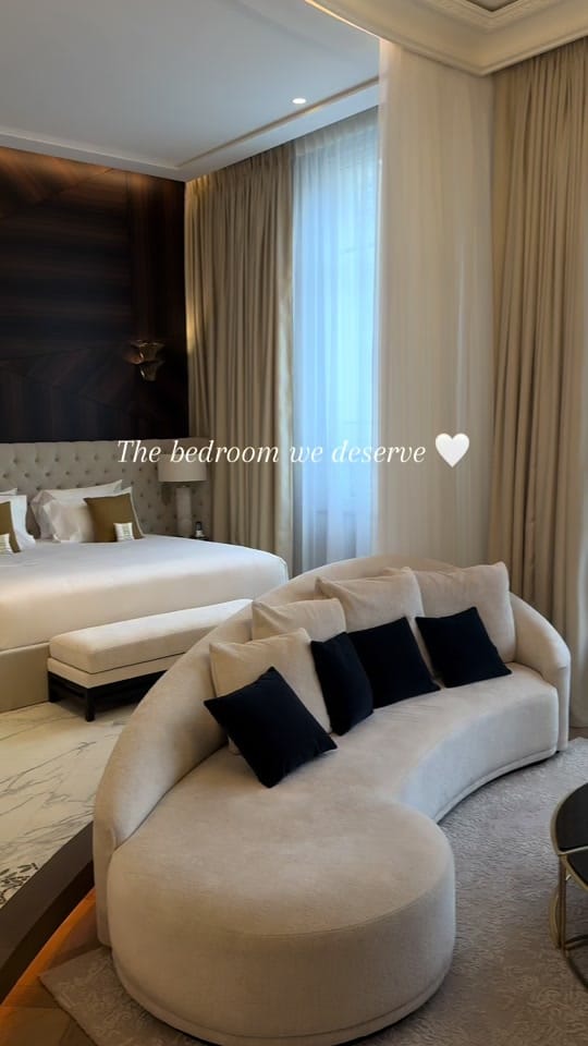 Post 7 by Alexandra Zimny on TikTok (video)