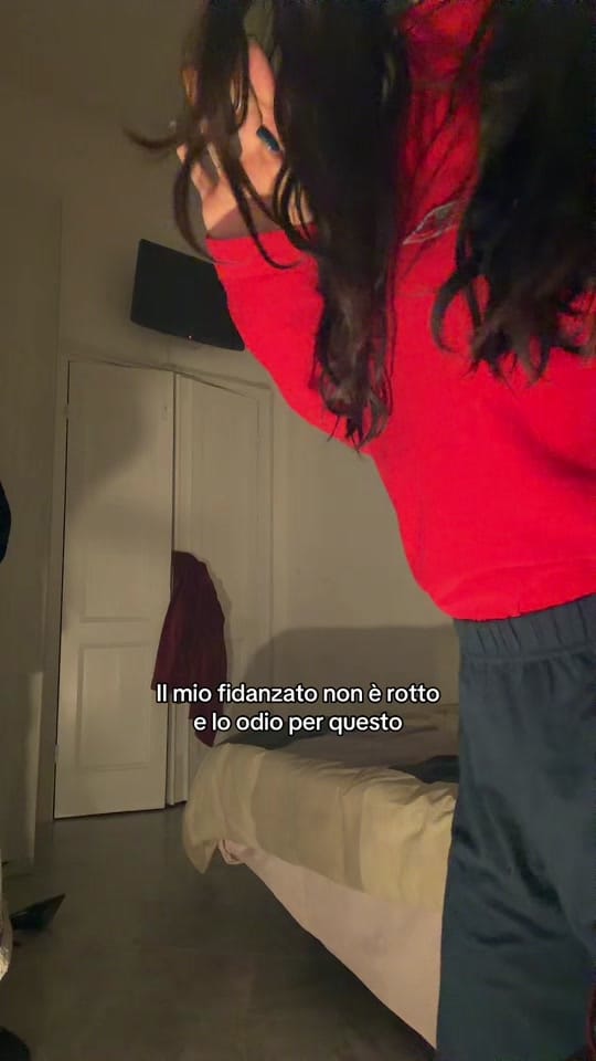 Post 5 by <3 on TikTok (video)
