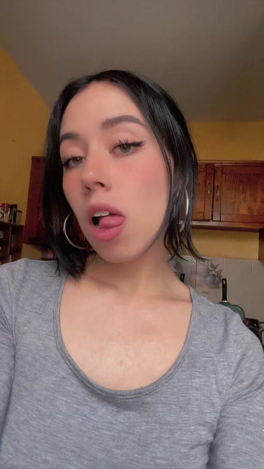 Post 5 by Samantha de Kurosaki on TikTok (video)