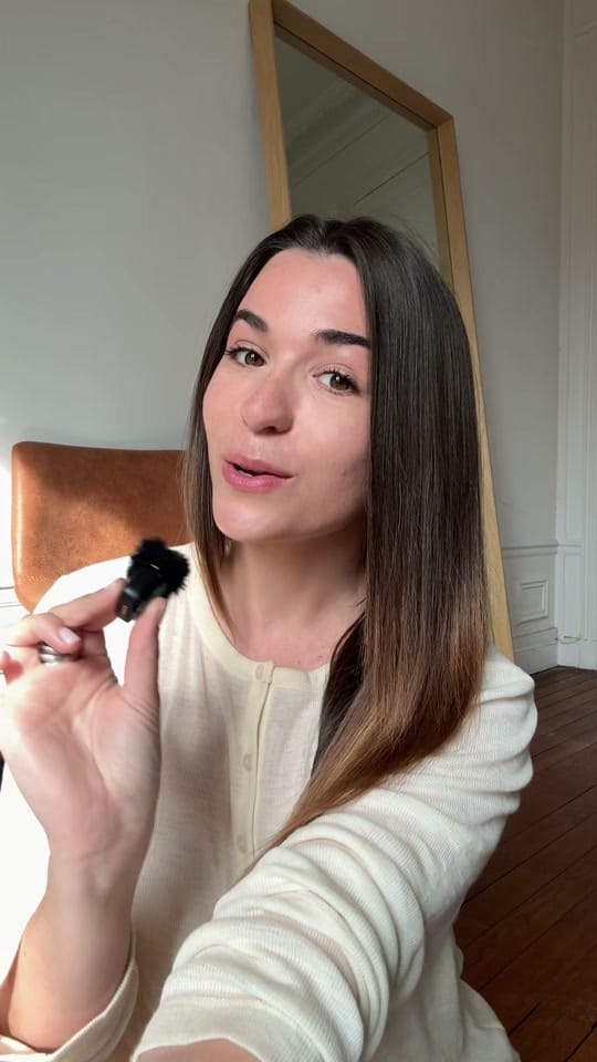 Post 4 by Mélanie K on TikTok (video)