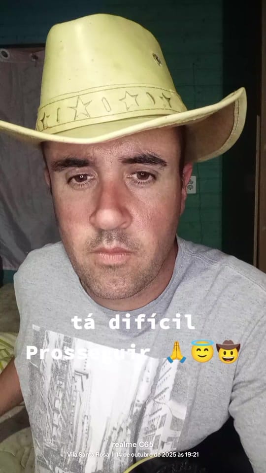 Post 8 by Cantor Rodrigo Bastos 🤠🎙️🪗 on TikTok (video)