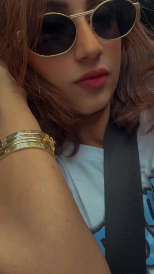 Post 2 by jeena_in_paris🇱🇰🇫🇷 on TikTok (video)