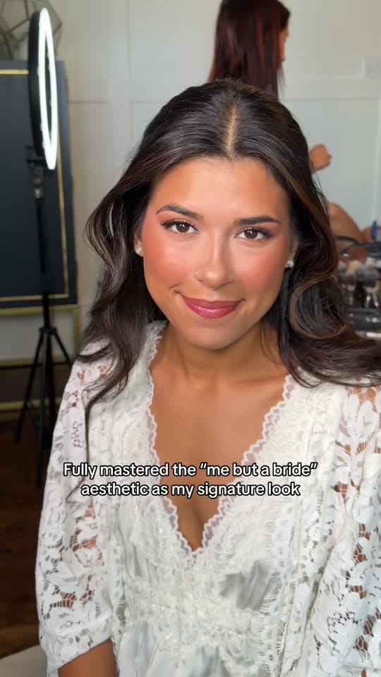 Post 1 by Brit Jones H+MUA on TikTok (video)