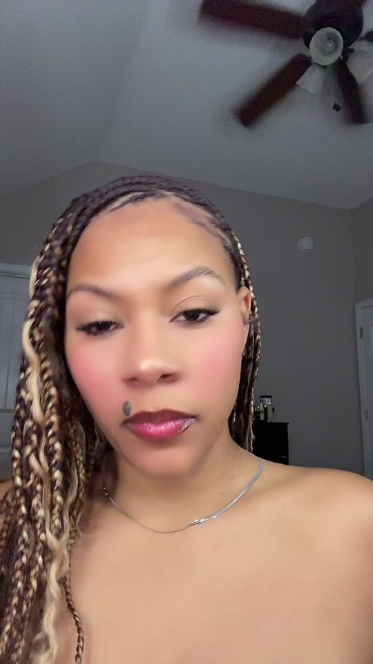Post 4 by Nelle_boo1 on TikTok (video)