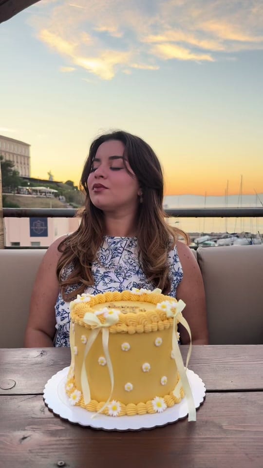 Post 5 by Aya | Créatrice UGC & CM 🌸 on TikTok (video)