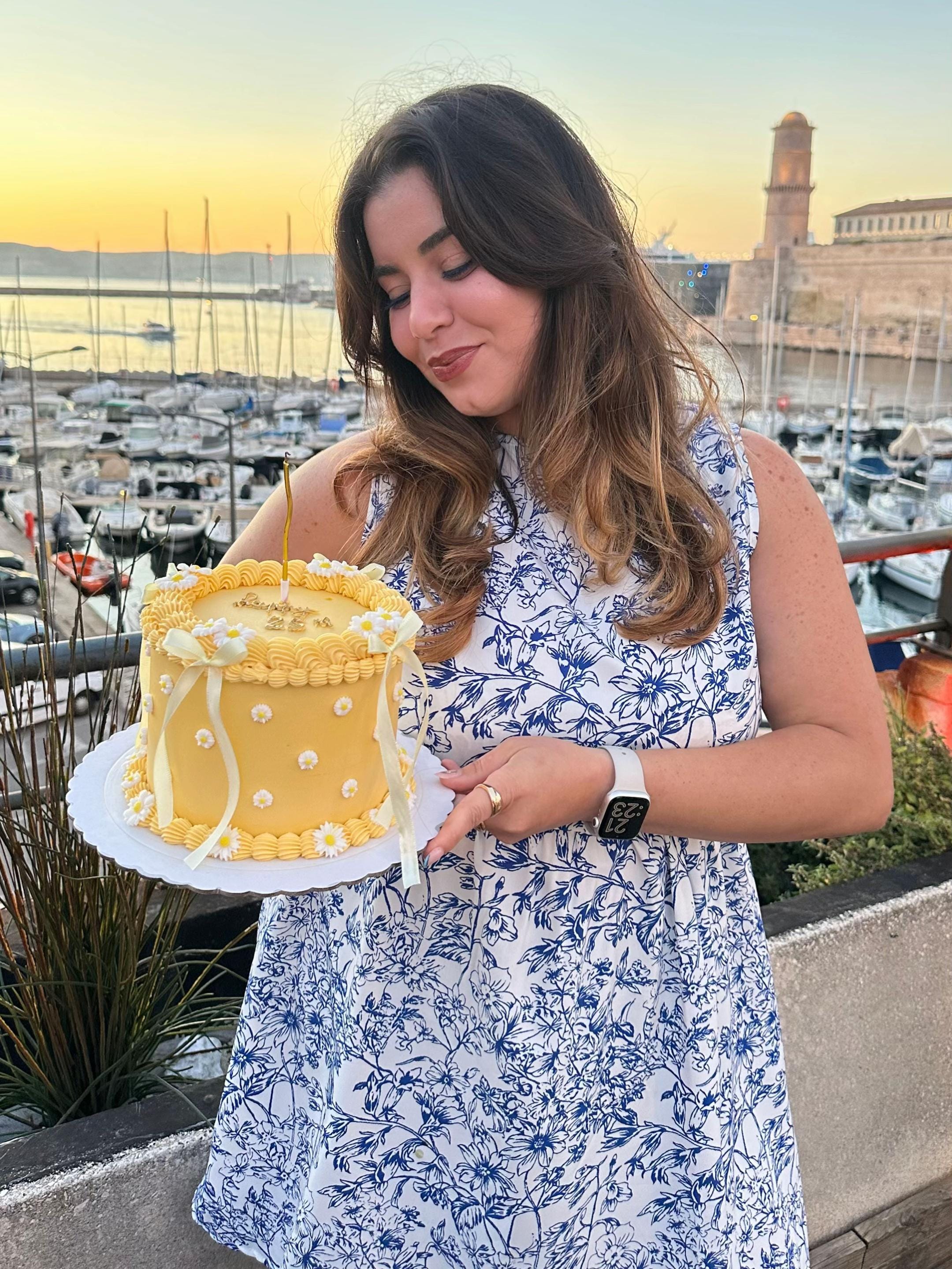 Post 4 by Aya | Créatrice UGC & CM 🌸 on TikTok (video)