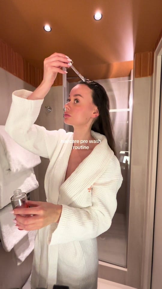 Post 5 by rovesia on TikTok (video)
