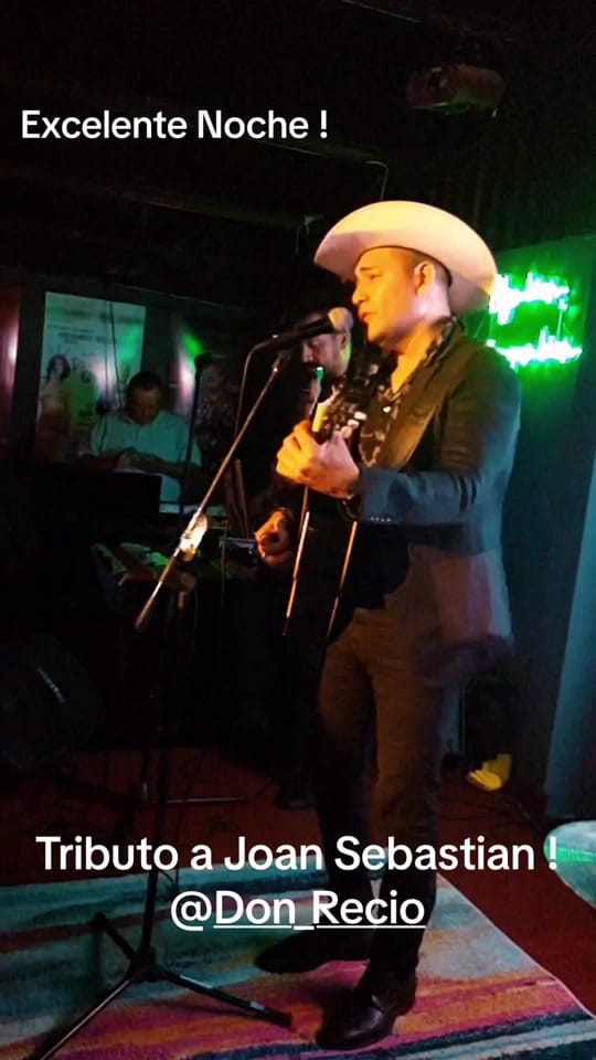 Post 6 by La Reynosa Comedy Club on TikTok (video)