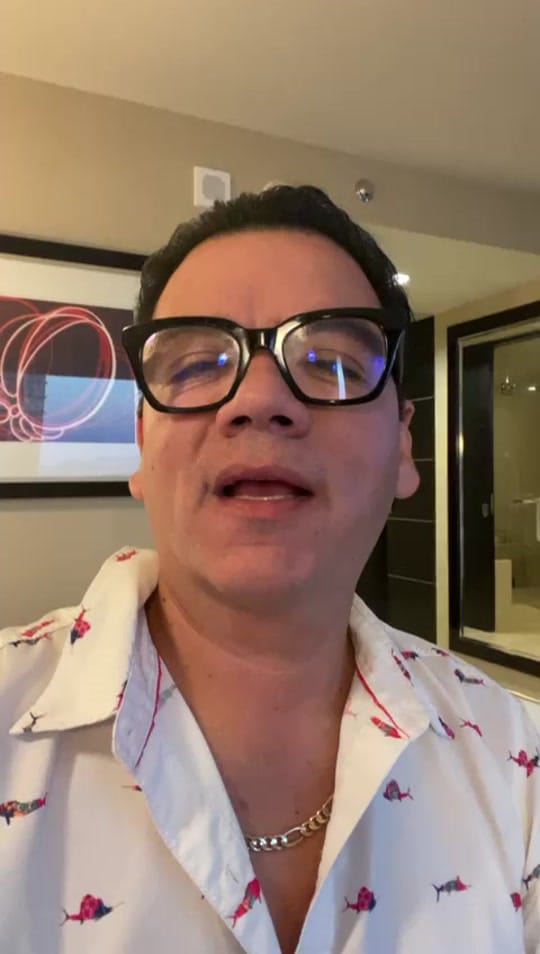 Post 9 by La Reynosa Comedy Club on TikTok (video)