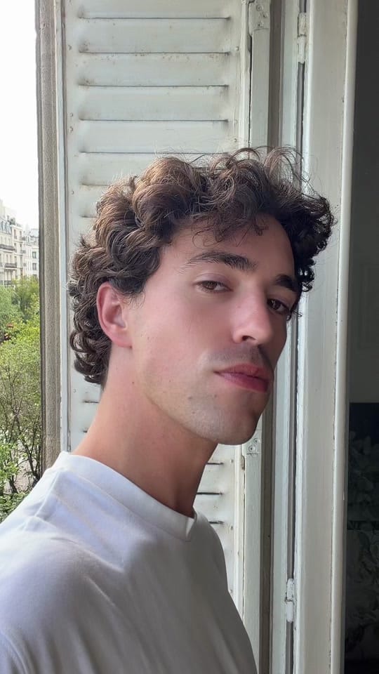 Post 6 by Edouard on TikTok (video)