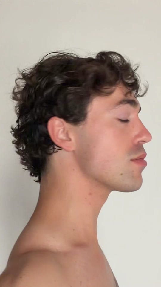 Post 5 by Edouard on TikTok (video)