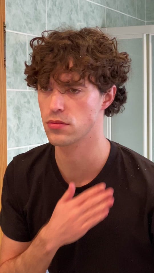 Post 8 by Edouard on TikTok (video)