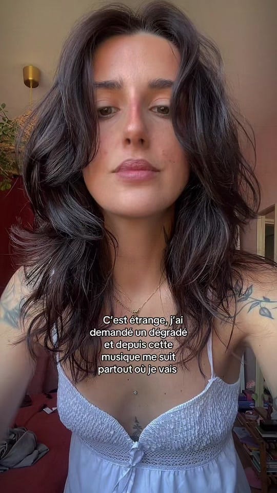 Post 2 by 𝐌𝐢𝐦𝐢 on TikTok (video)