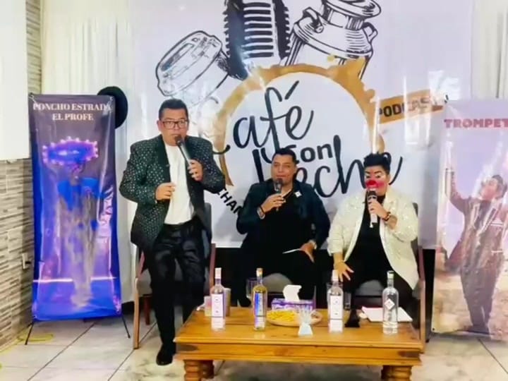 Post 3 by Cafe con leche podcast oficial on TikTok (video)